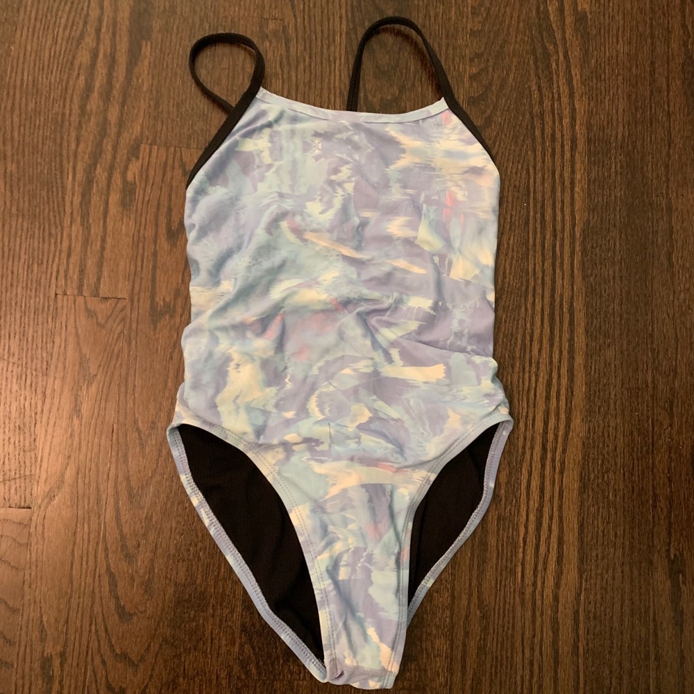 JOLYN -print fixed back onsie